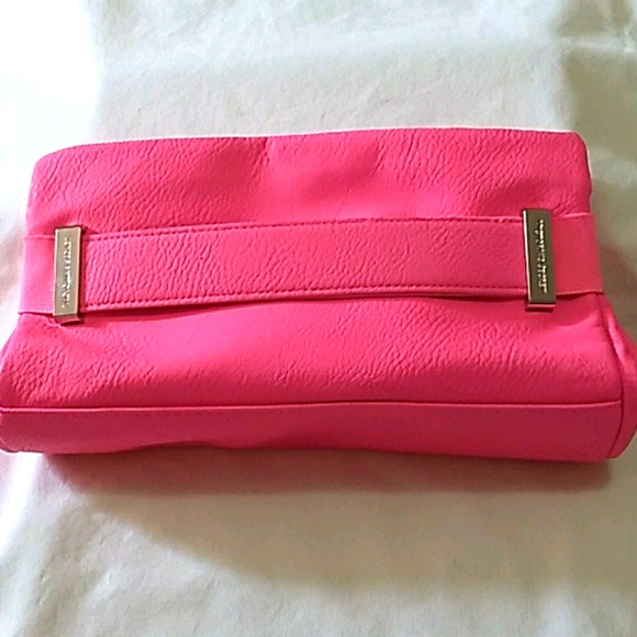 Victoria's Secret Handbags - Victoria's Secret Essentials Bag